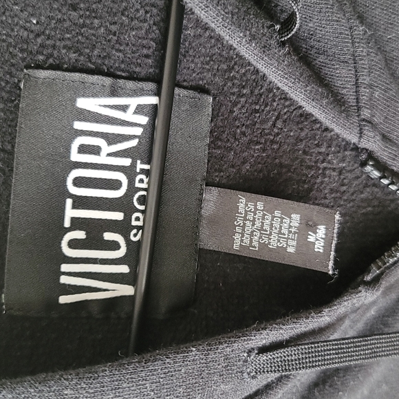 VICTORIA'S SECRET HOODIE - Picture 3 of 3